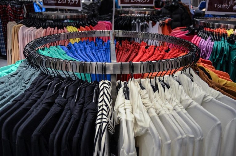 Home Visuele gids met tips voor het succesful kleding verkopen via een online webshop